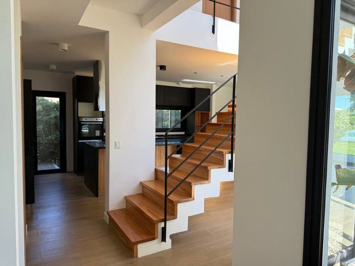 Casa a estrenar en Ayres Plaza 4