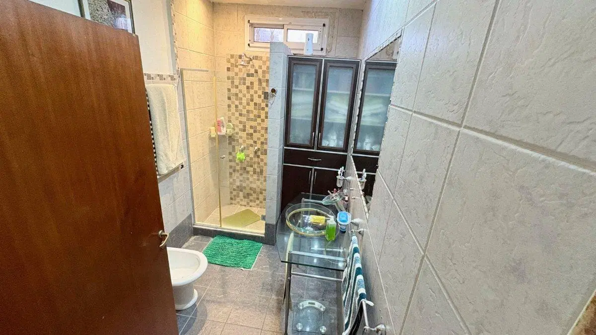 Casa en venta en Munro-pileta y quincho 5