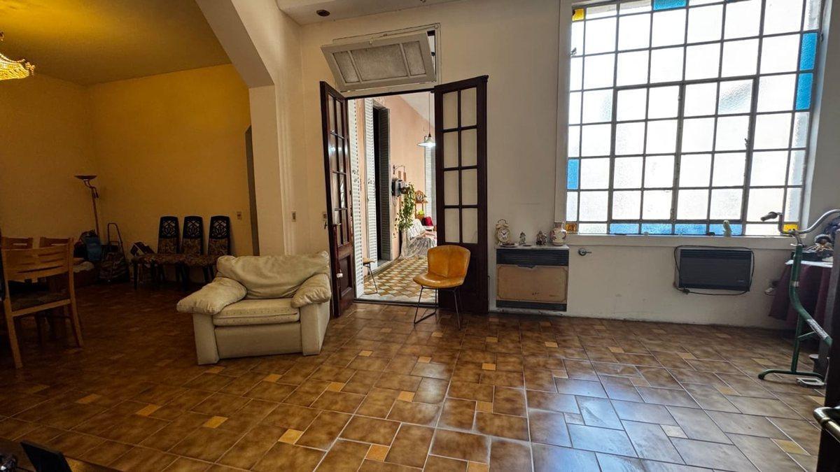 VENTA CASA A REFACCIONAR + LOCAL - SAN MARTIN
