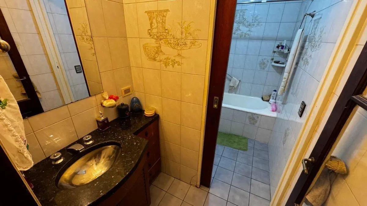 VENTA CASA A REFACCIONAR + LOCAL -  SAN MARTIN 2