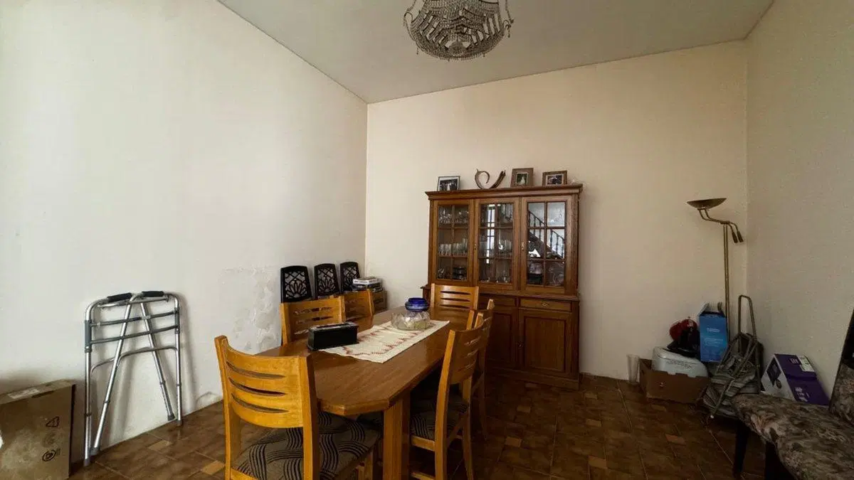 VENTA CASA A REFACCIONAR + LOCAL -  SAN MARTIN 4