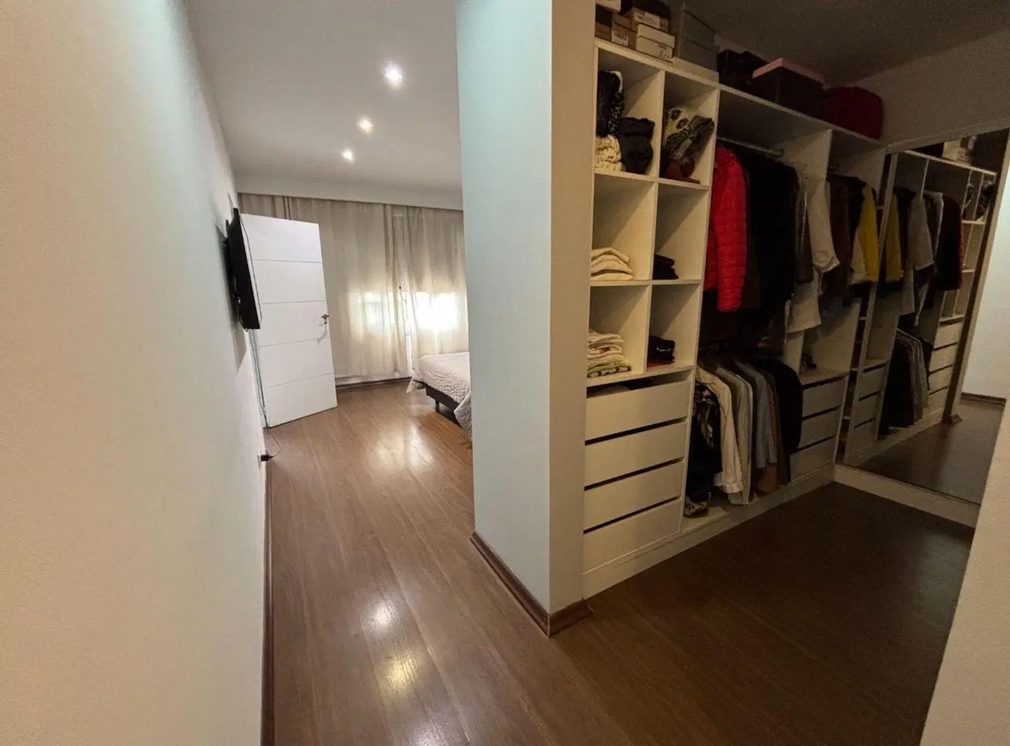VENTA CASA 6 AMB - JARDIN Y PILETA 2