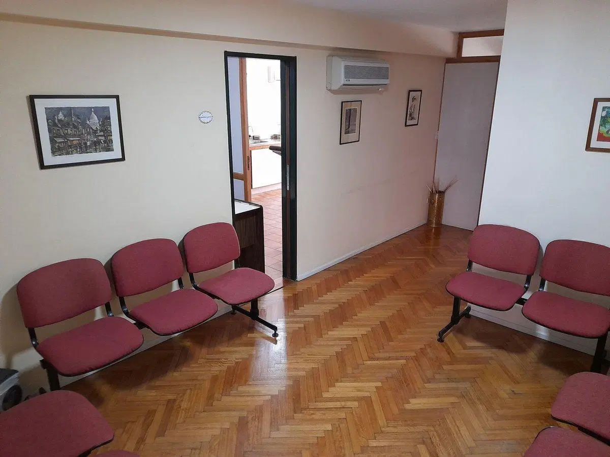 Oficina / Consultorio Médico  - Uso Profesional - 5