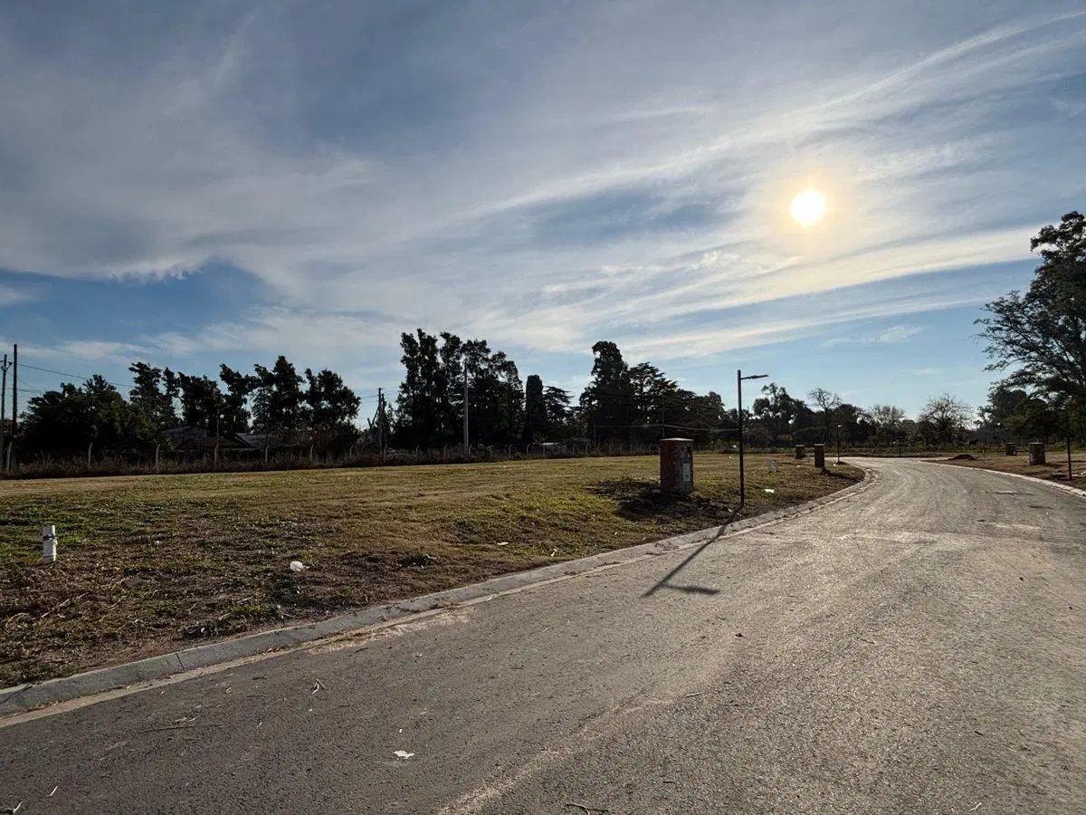 Venta Lote Barrio La Posta Pilar 4