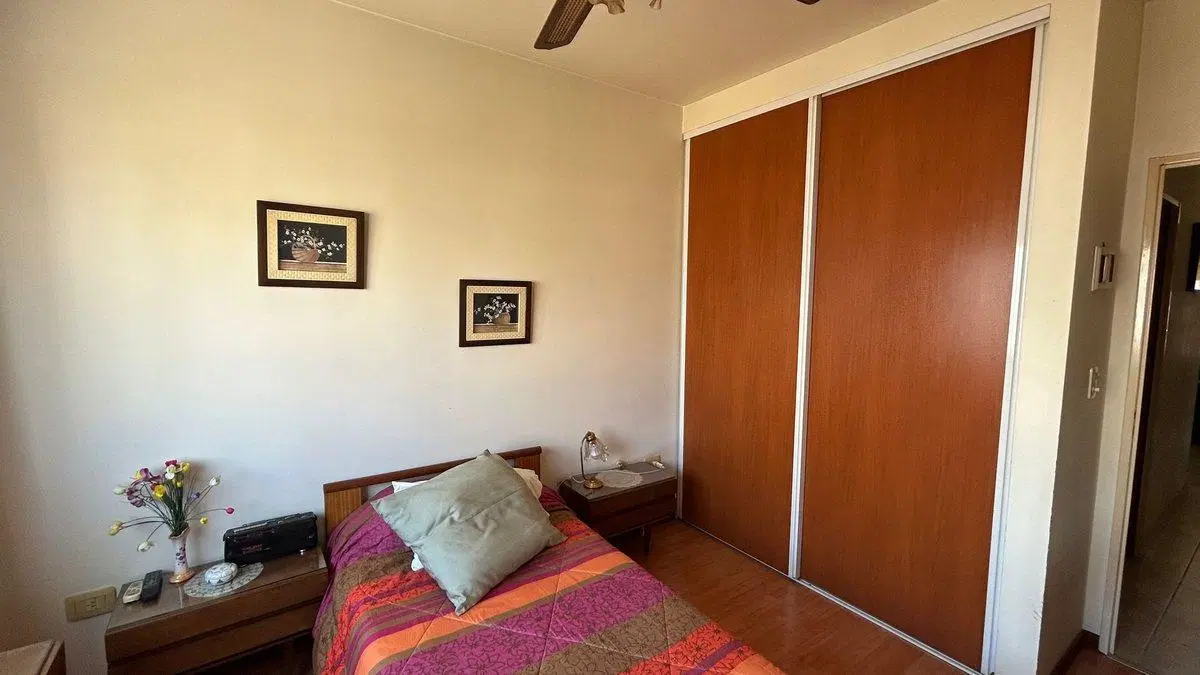VENTA DEPTO 2 AMBIENTES CON BALCON - MONTE CASTRO 3