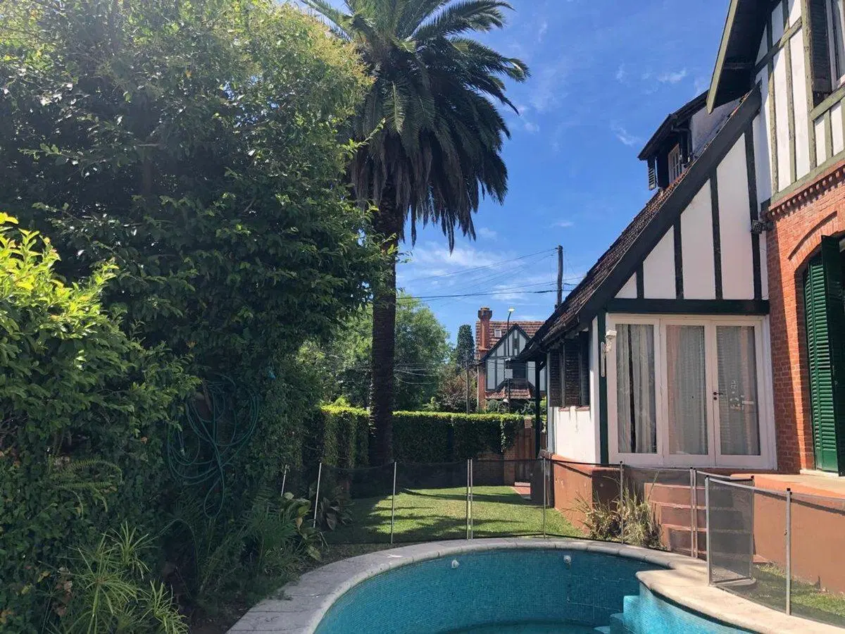 Casa Venta jardin piscina Martinez. 5