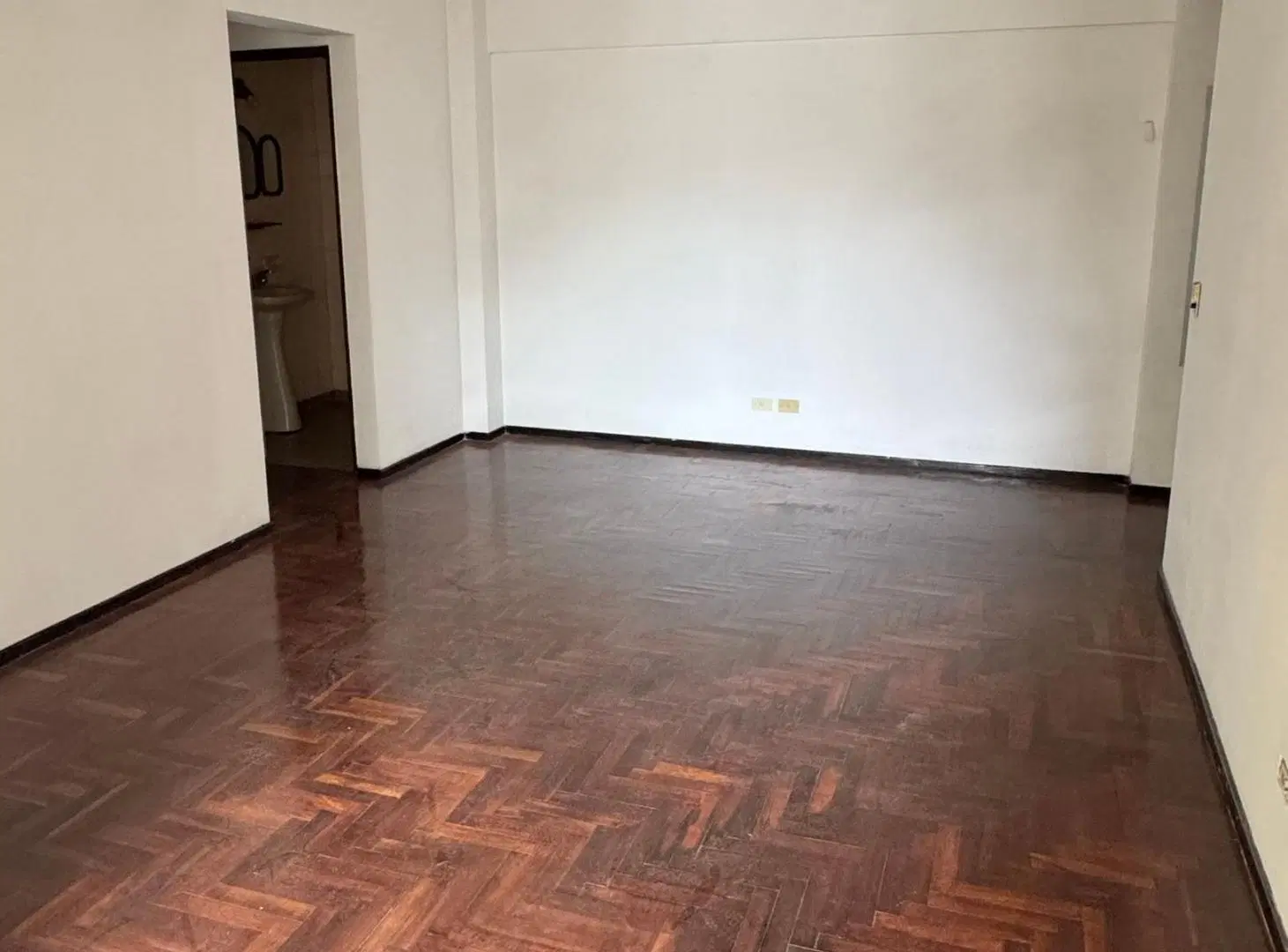 Venta Depto 3 ambientes con cochera en Caballito 2
