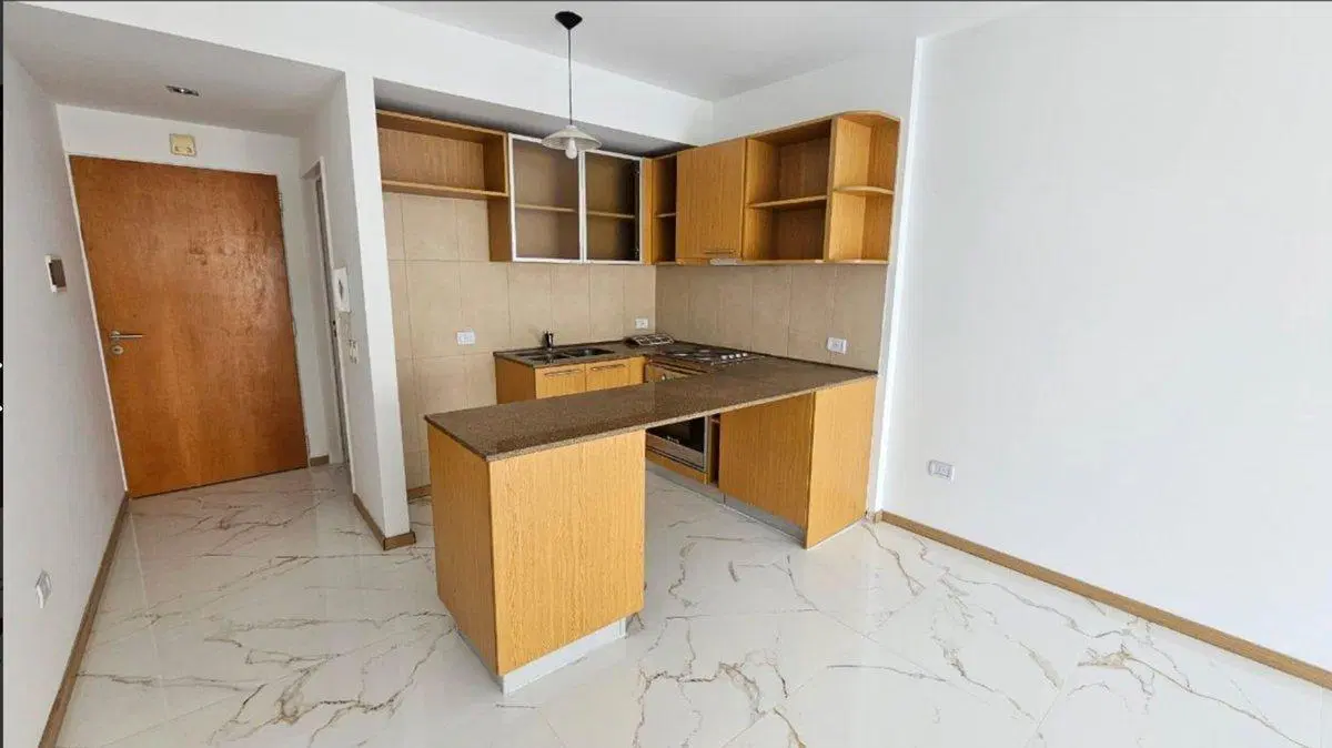 Venta Monoambiente Luminoso con Balcon en Belgrano 4