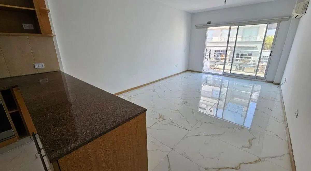 Venta Monoambiente Luminoso con Balcon en Belgrano 5