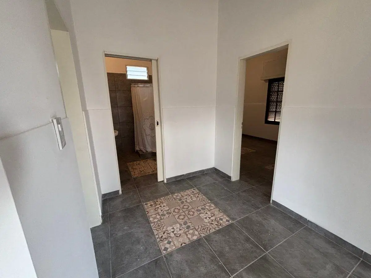 Venta Casa tres ambientes en Chacras de Villars 4