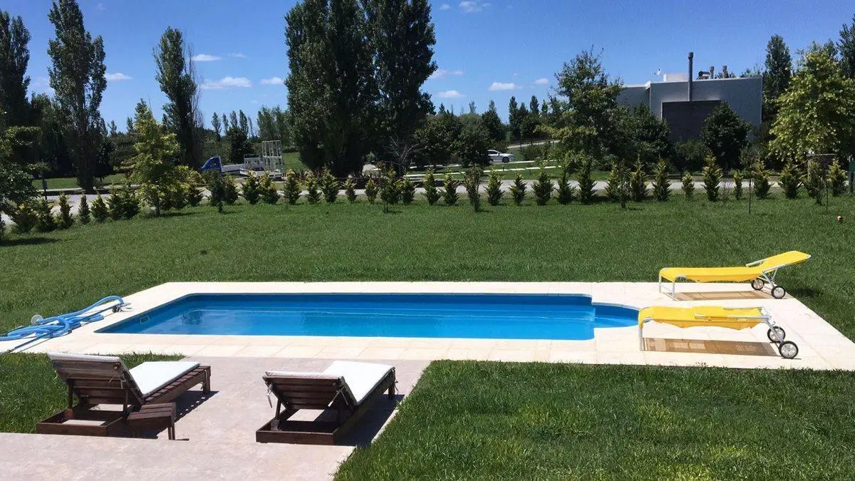 Chacras de la Reserva. OPORTUNIDAD. Casa c/pileta. 5