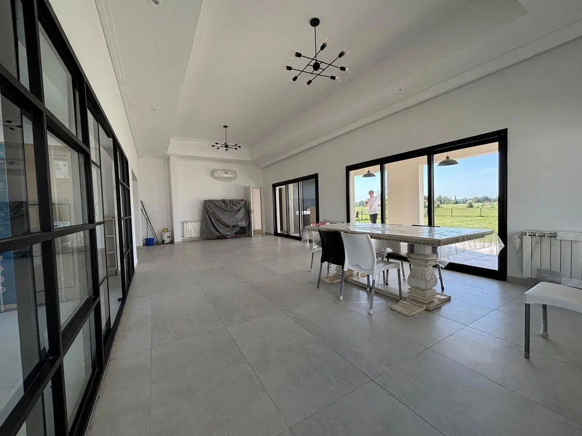 VENTA CASA 4 AMB - COMARCAS DE LUJAN - SAN ROQUE 4