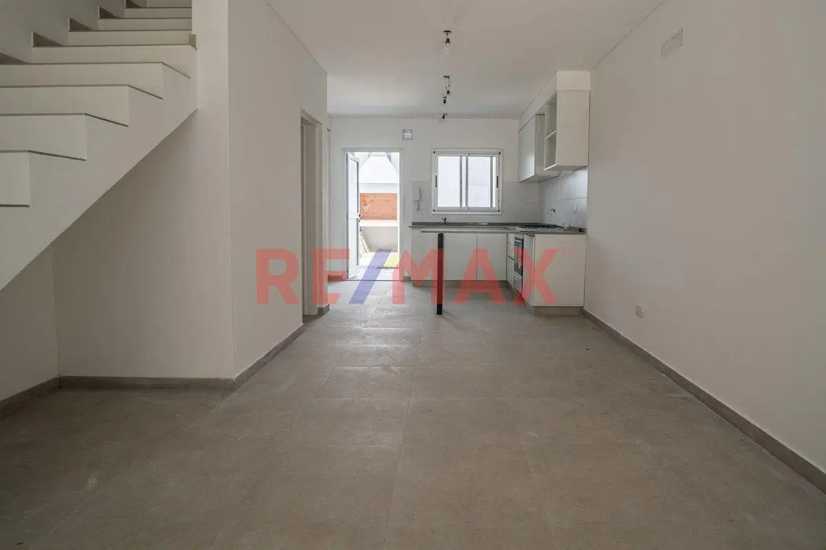 Duplex a estrenar, 3 hab, coch, parque y parrilla 4