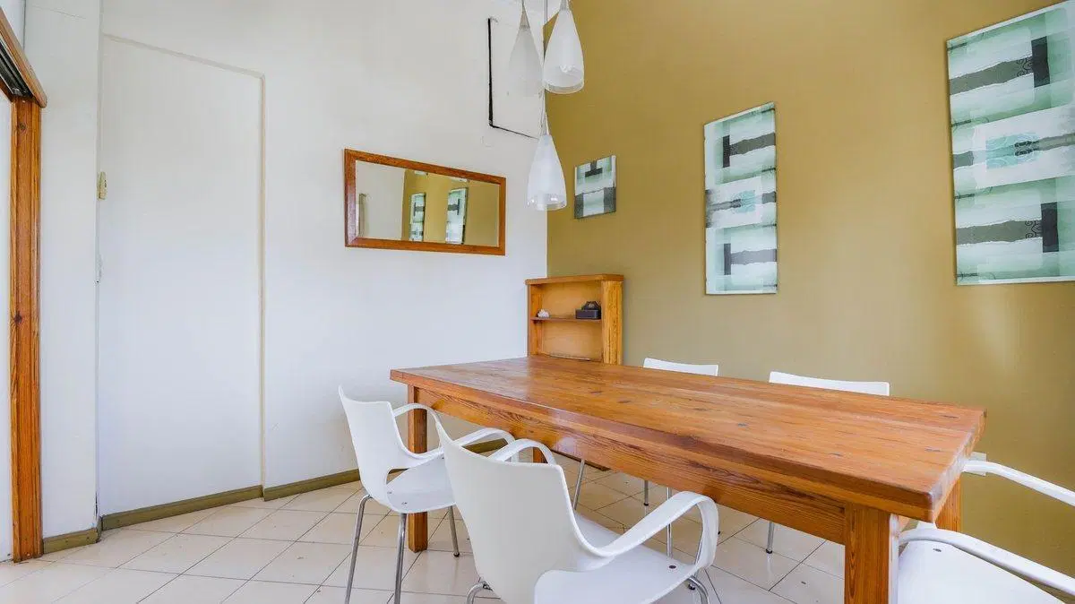 VENTA OFICINA 2 AMBIENTES - Lomas de Zamora CENTRO 5