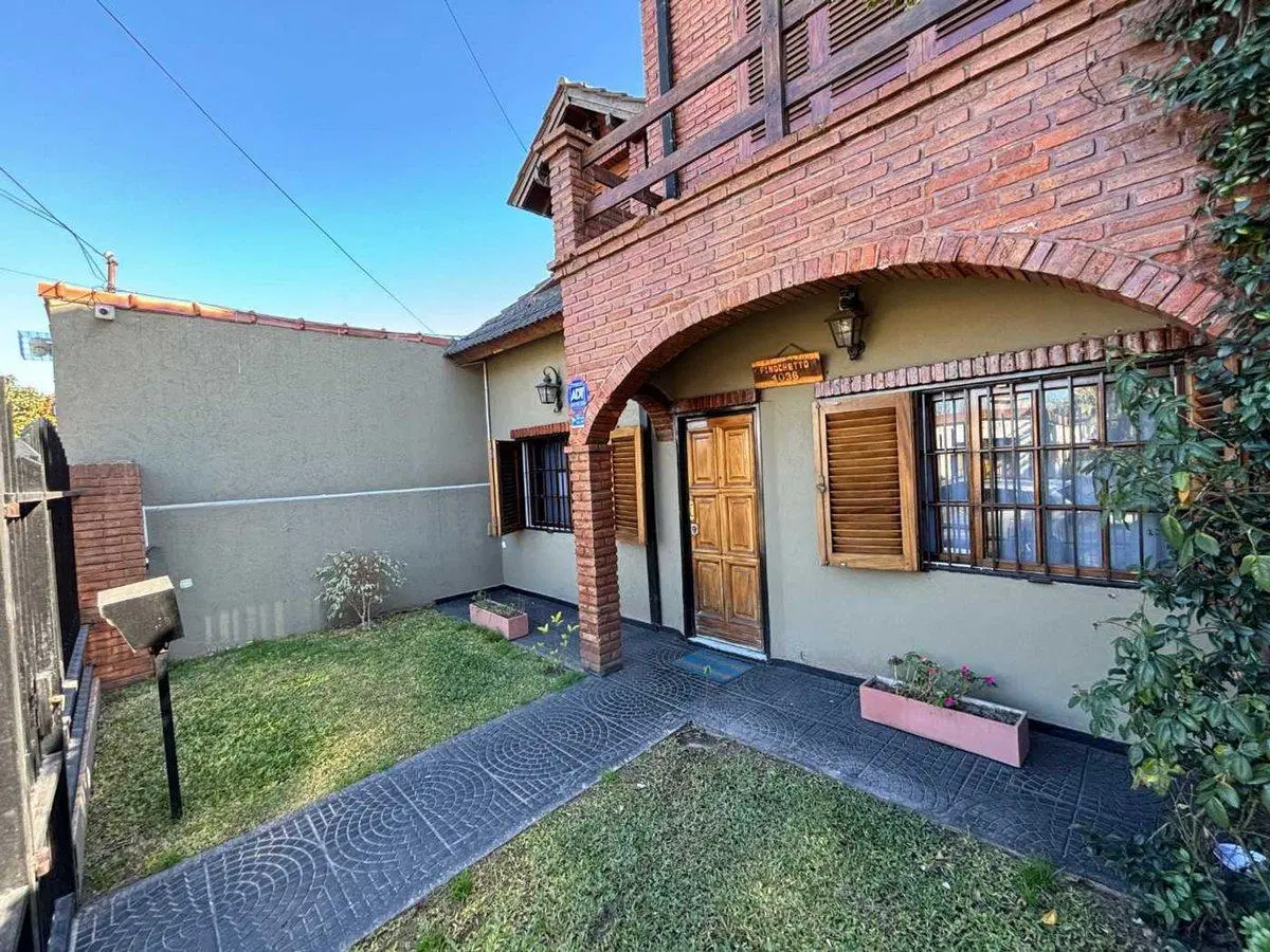 VENTA CASA 4 AMBIENTES - S A de Padua 4