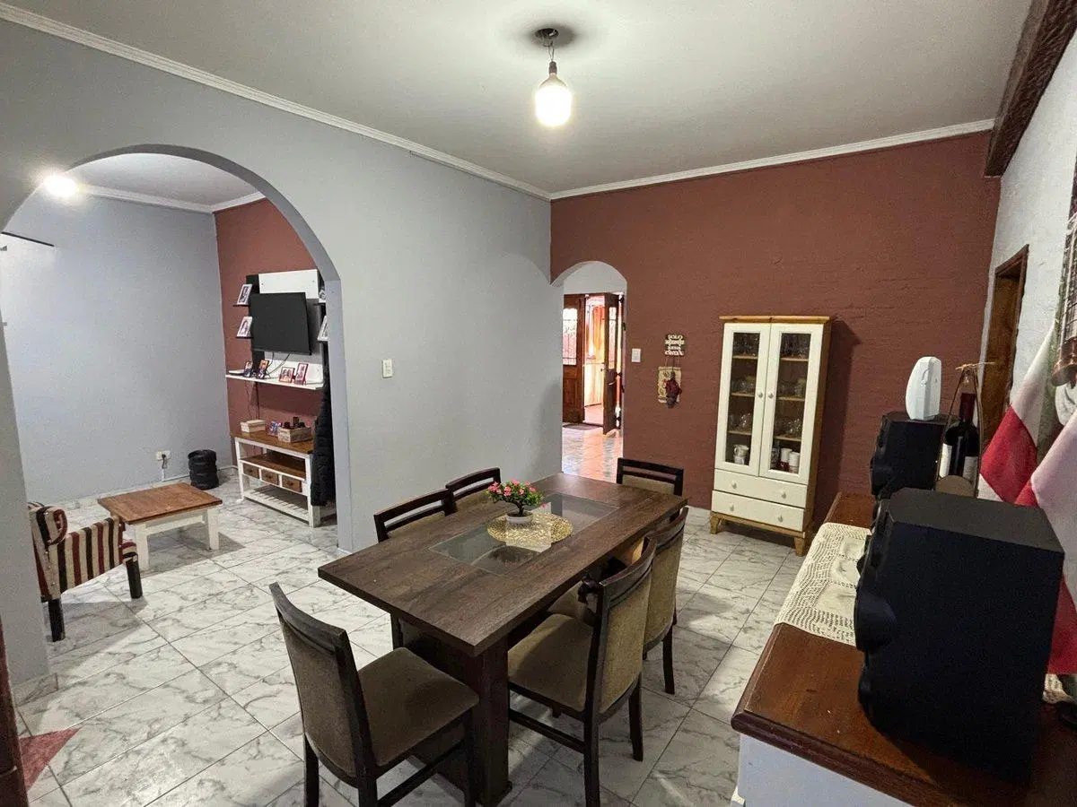 VENTA CASA 4 AMBIENTES - S A de Padua 3