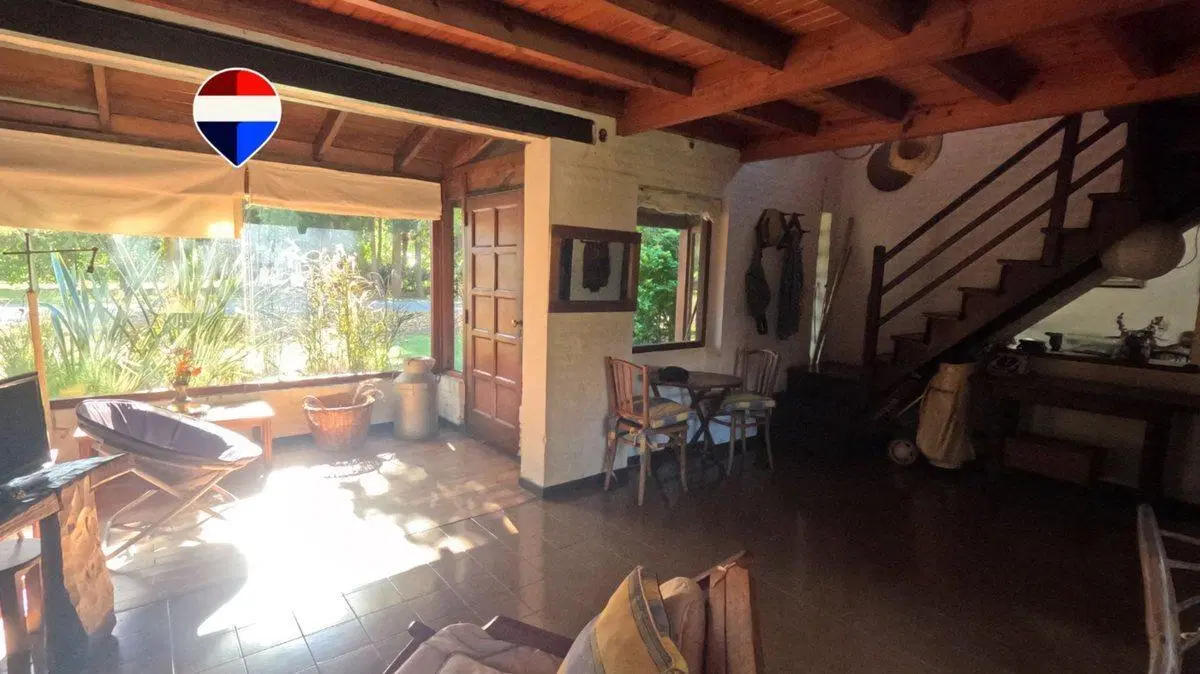 Náutico Escobar. Casa de 3 habitaciones con pileta 2