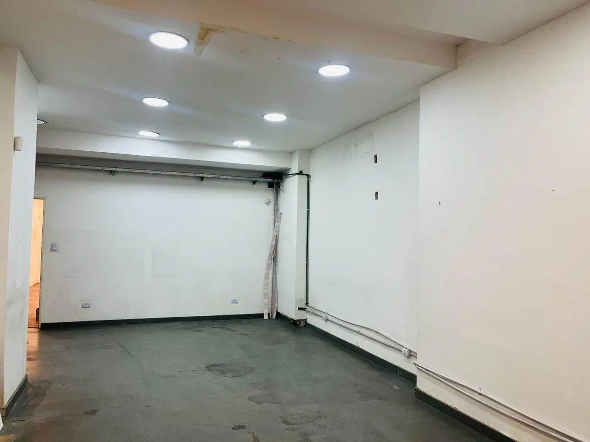 Aquiler Local Comercial en Recoleta 5