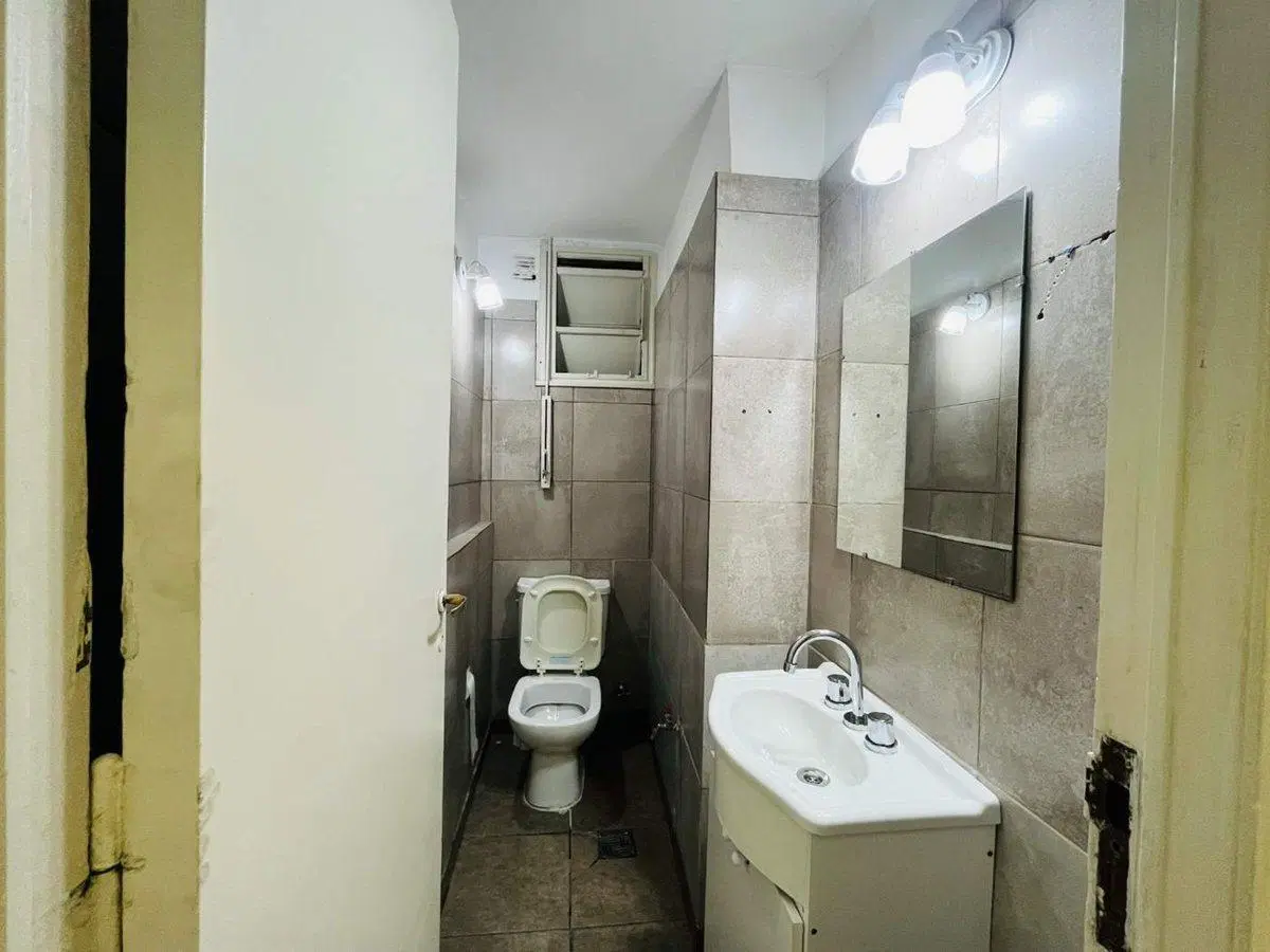 Aquiler Local Comercial en Recoleta 3