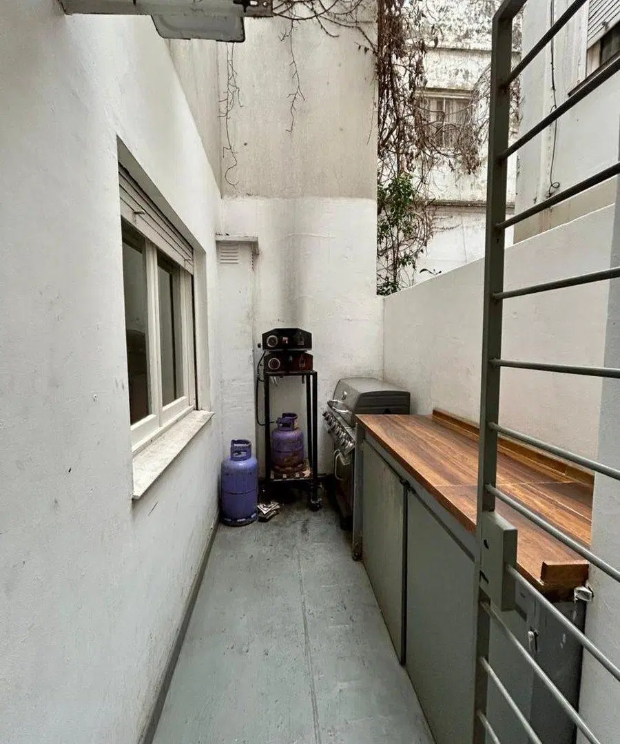 DEPARTAMENTO 2 AMB C/PATIO PB- EXCELENTE UBICACION 3