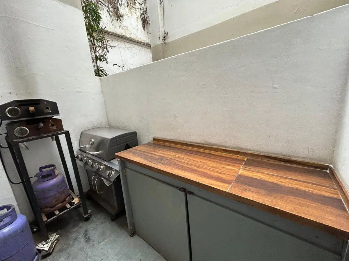DEPARTAMENTO 2 AMB C/PATIO PB- EXCELENTE UBICACION 4