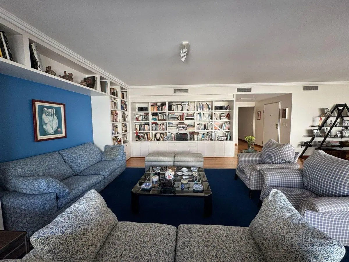 Piso en Recoleta con 3 suites y 2 cocheras 5