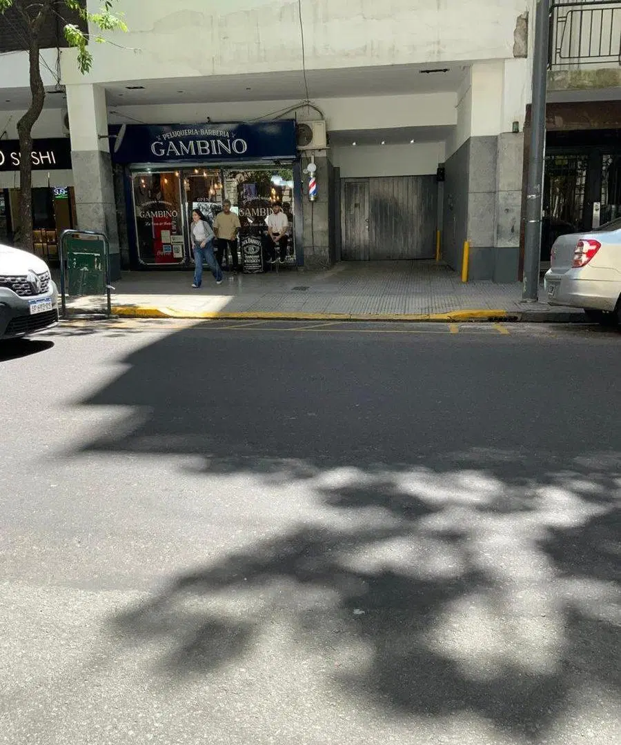 COCHERA EXCELENTE UBICACION RECOLETA 5