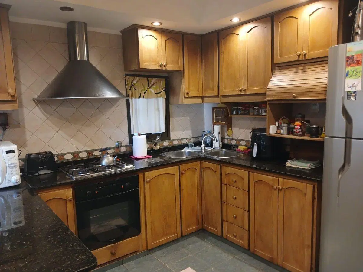 CASA CON JARDIN EN LANUS OESTE 8