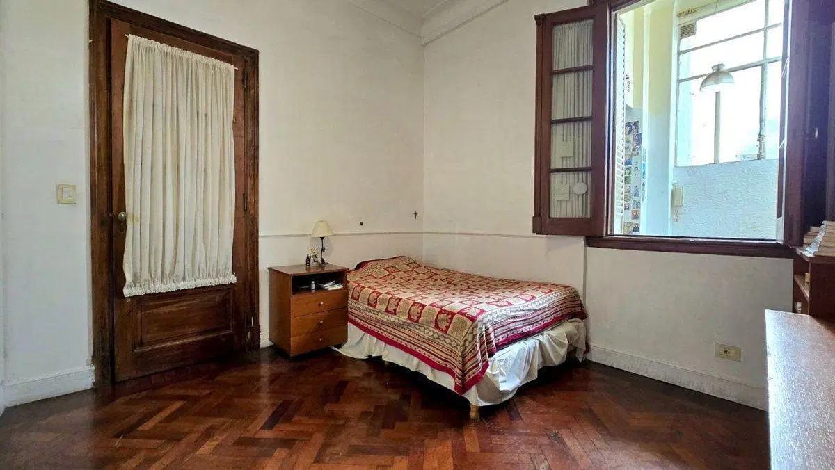 Departamento 4 amb. en Venta  con balcón Recoleta 3