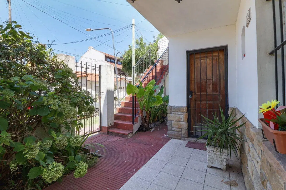 PH 3 amb con jardin y patio - Olivos Roche 2
