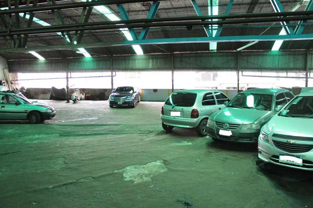 VENTA Cochera Fija y Cubierta en Balvanera 3