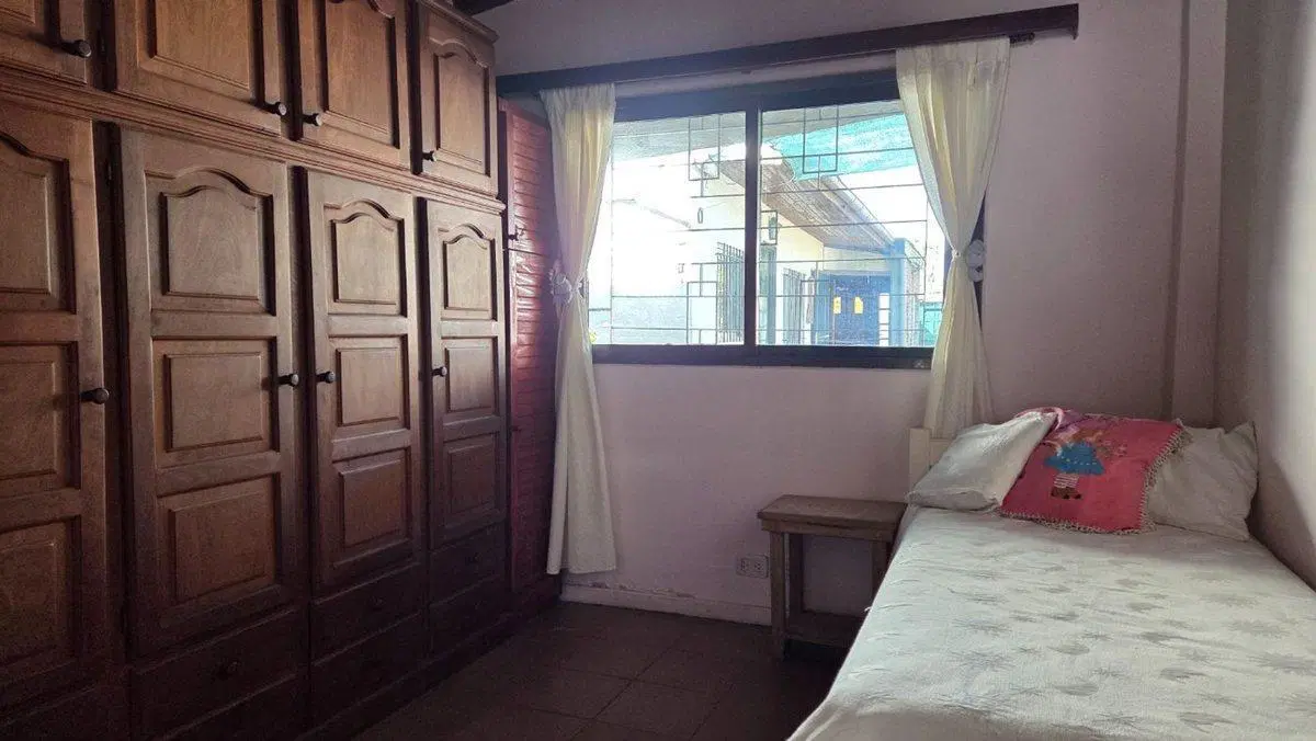 CASA CON LOTE PROPIO EN 3 DE FEBRERO 2