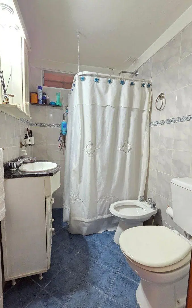 CASA CON LOTE PROPIO EN 3 DE FEBRERO 4