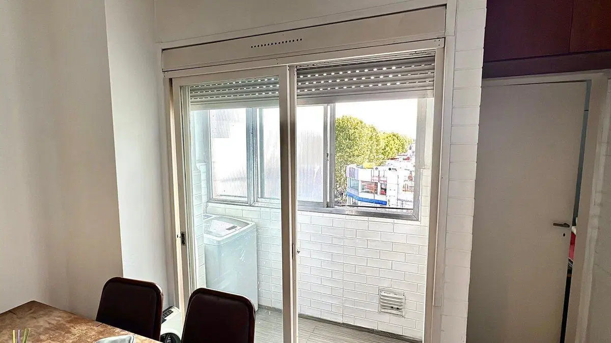 DEPARTAMENTO EN VENTA 2 AMBIENTES FLORESTA 2