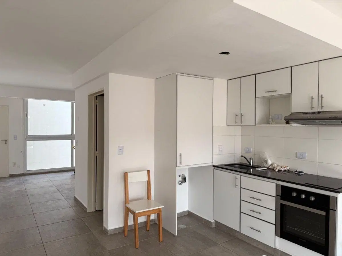 Venta 2 ambientes Villa Urquiza Balcón APTOCREDITO 3