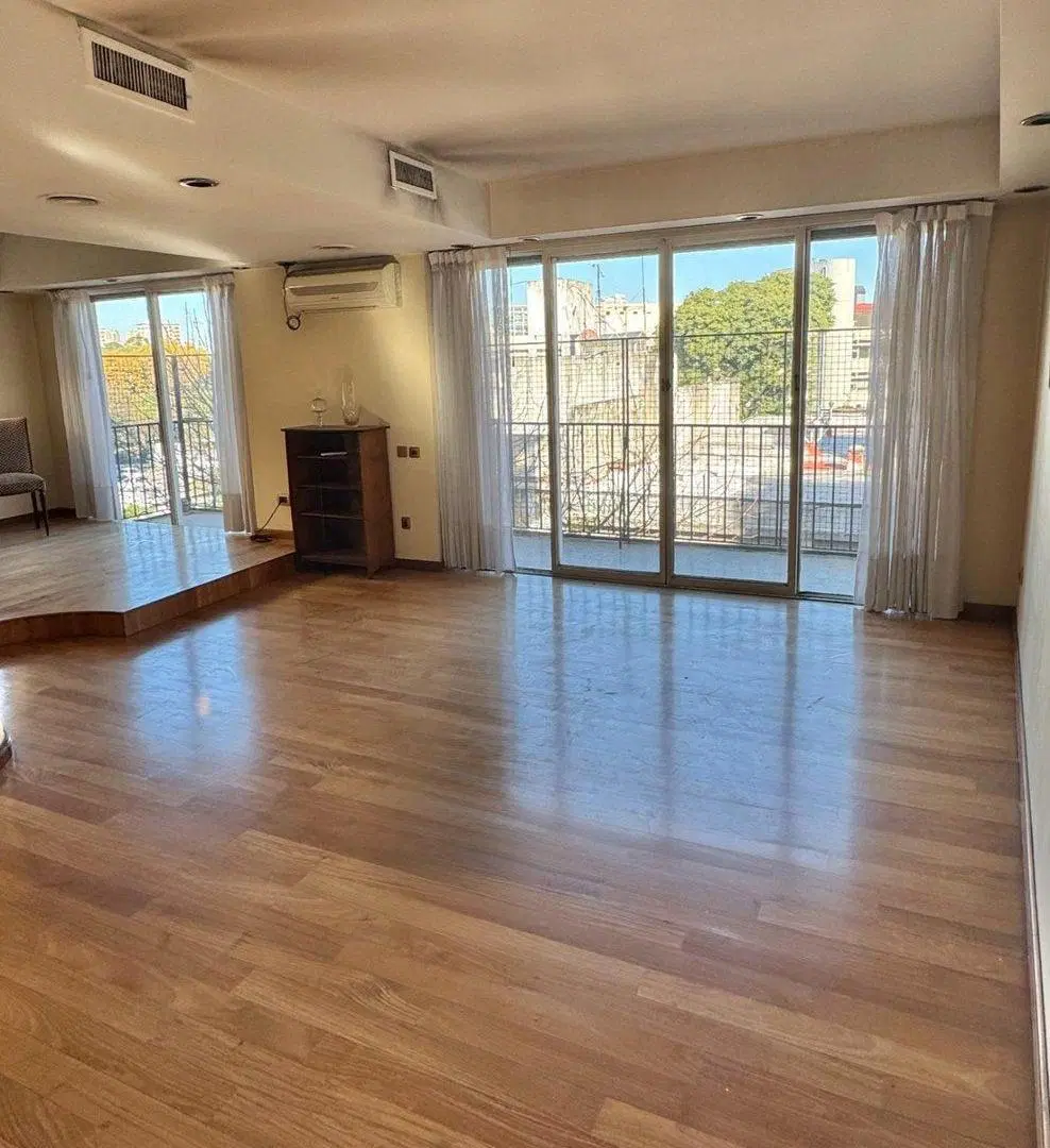 Venta depto DUPLEX de 5 ambientes en CABALLITO 2