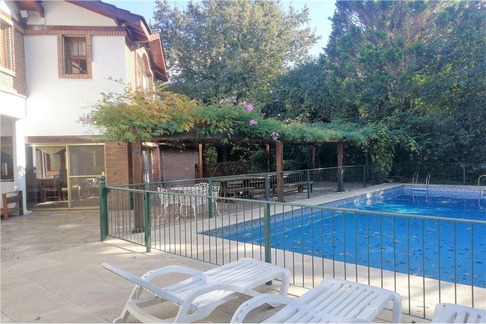 Venta casa Village Golf & Tennis Club Pilar