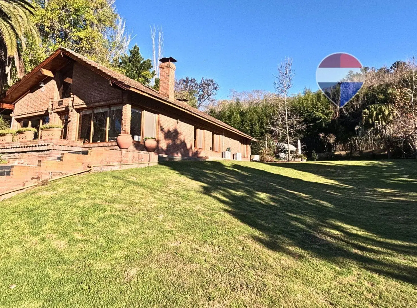 Náutico Escobar. 3 dormitorios, quincho y pileta. 2