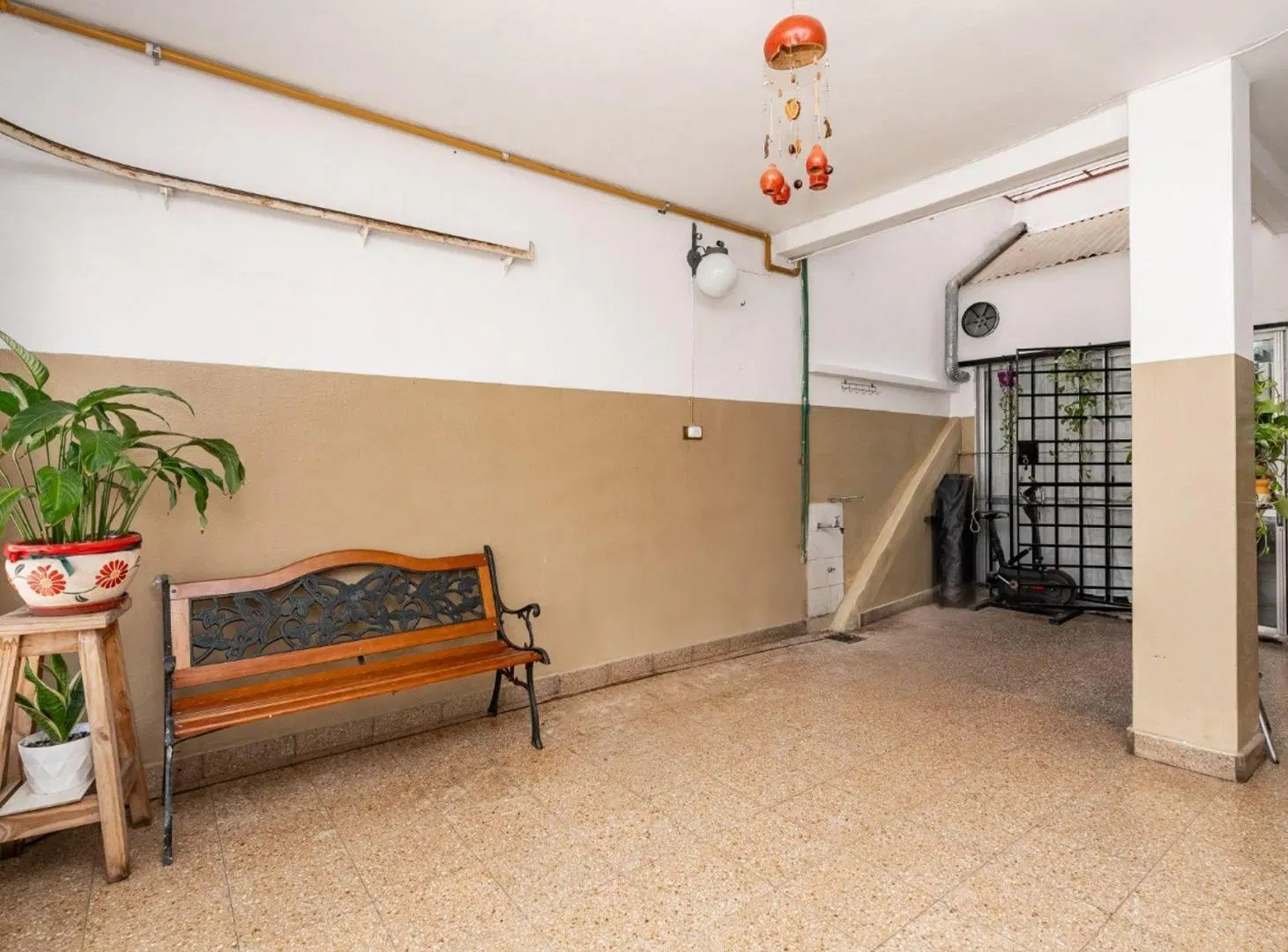 VENTA CASA 4 AMB 2 PLANTAS TERRAZA EXCEL UBICAC. 5