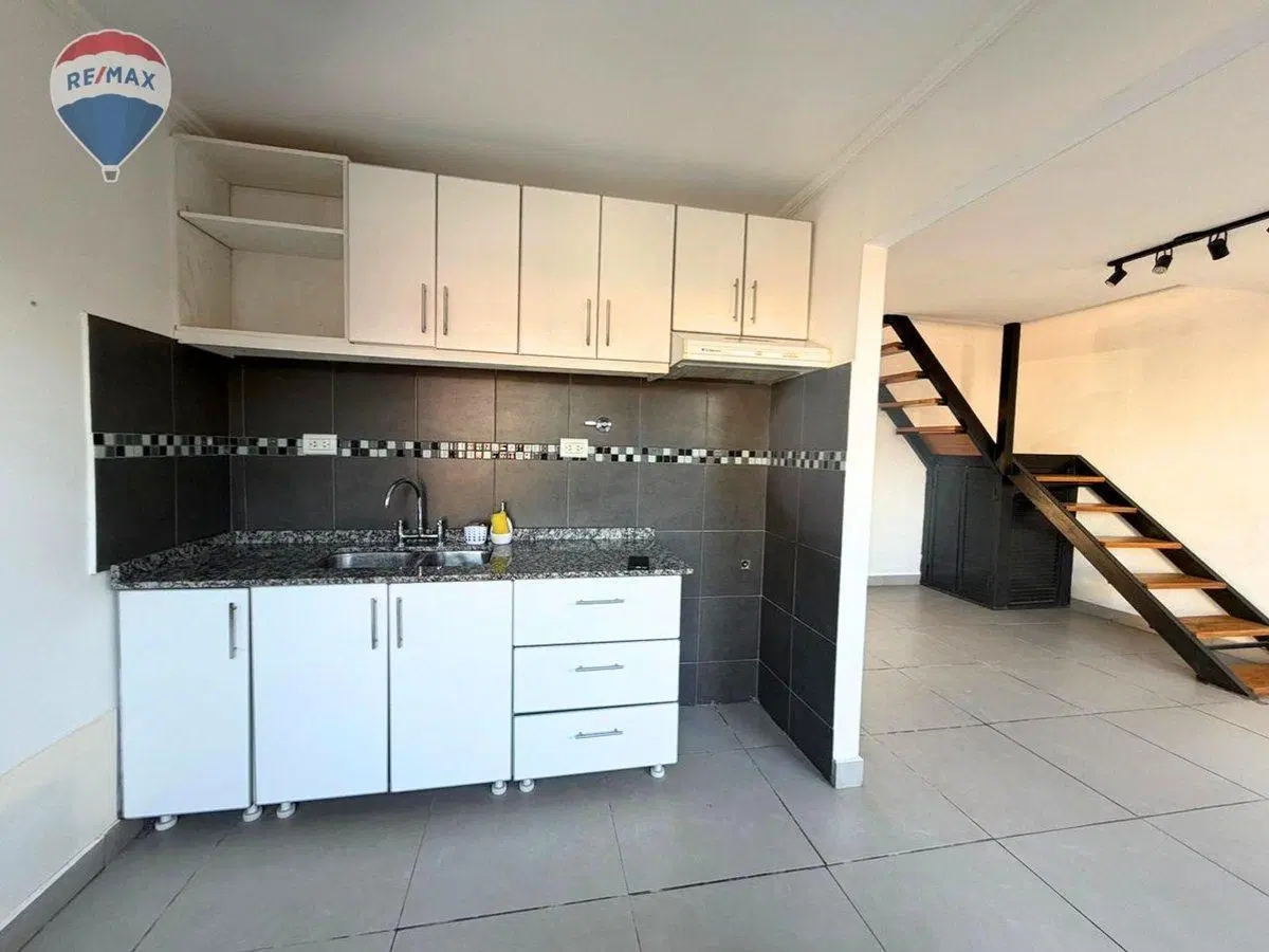 Venta Casa 3 ambientes Garage y Parque en Pilar 8