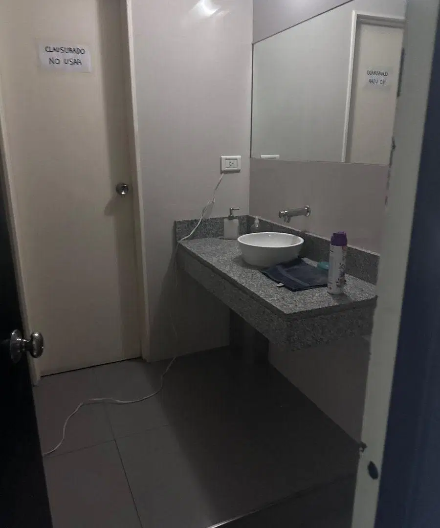 Local PB, SOTANO E/PISO y 1*PISO con sup 1030m2 5