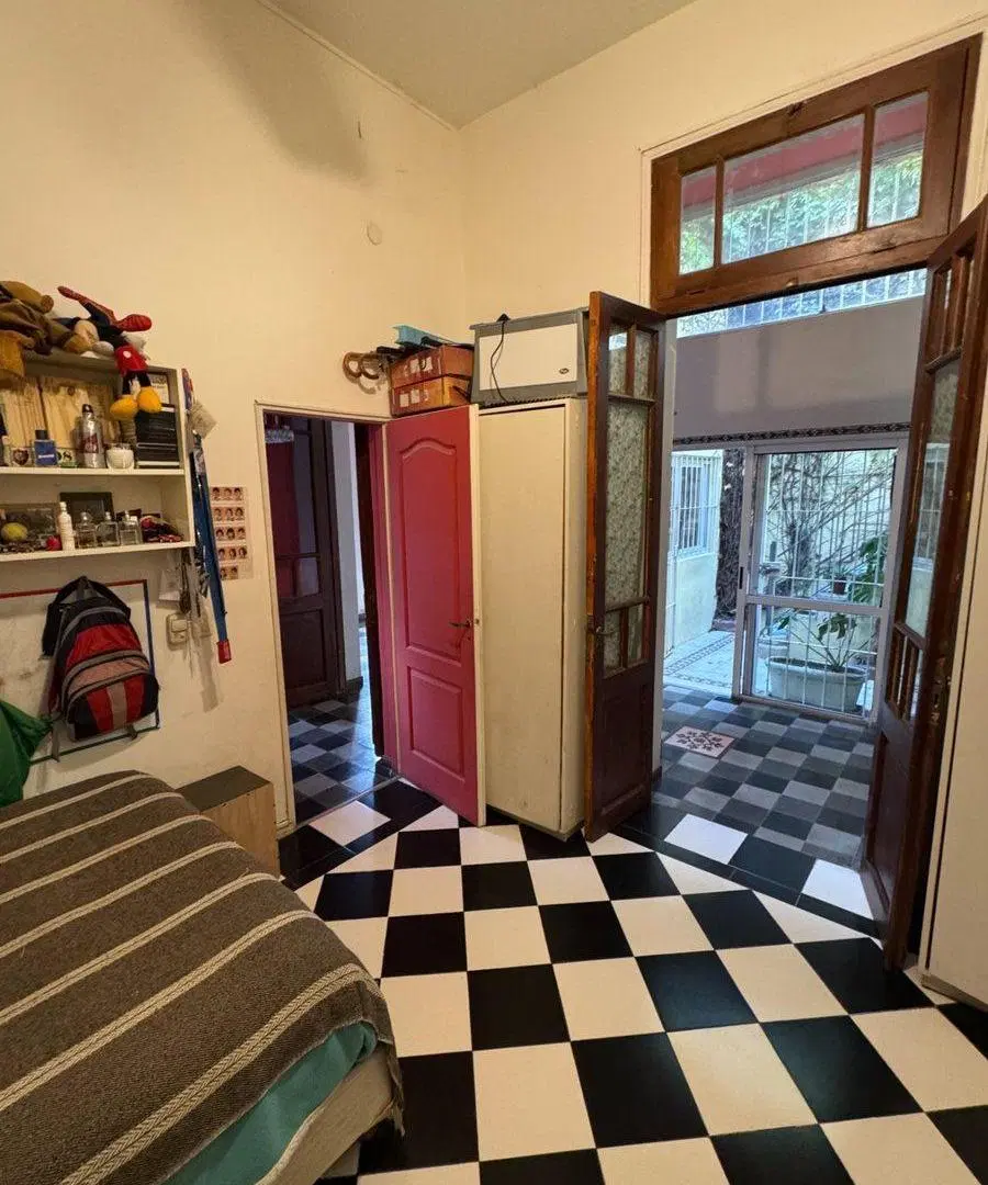 Venta CASA 6 ambientes con TERRAZA en CHACARITA 3