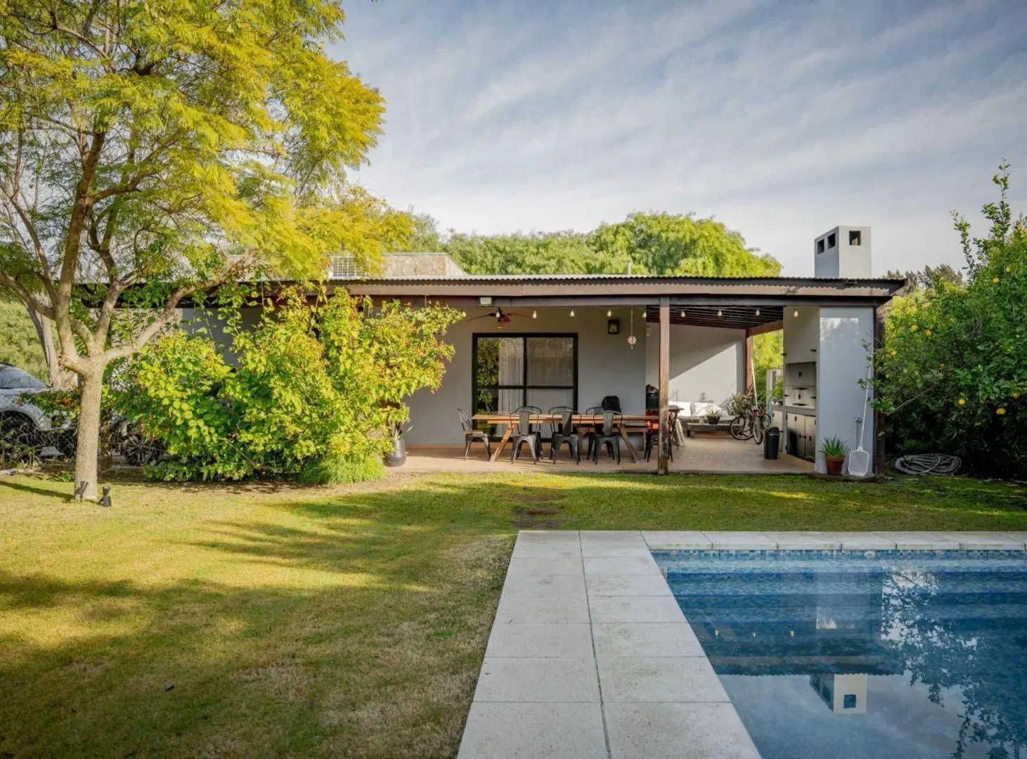 Casa 4 amb todo luz- jardin y piscina 2