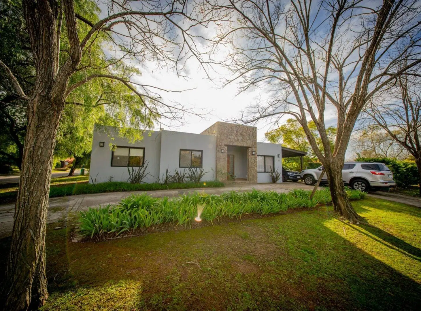 Casa 4 amb todo luz- jardin y piscina 3