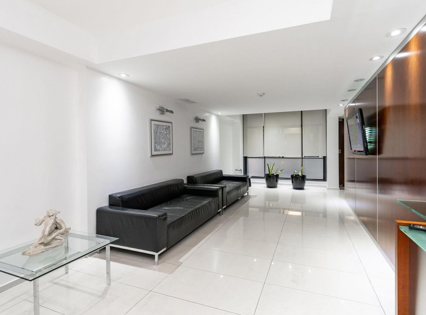 VENTA OFICINA PREMIUM 380M2 2 COCHERAS, CENTRO