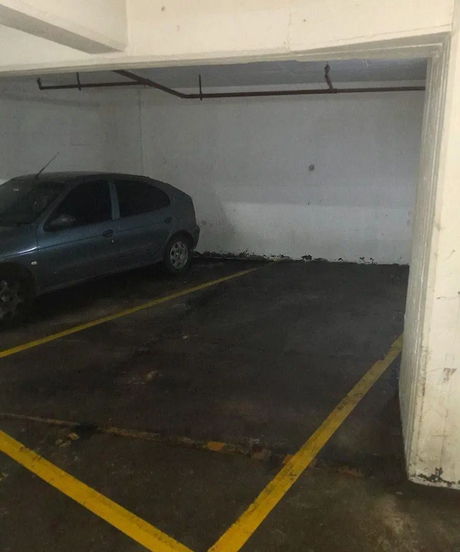 Venta cochera cubierta Barrio Norte 3