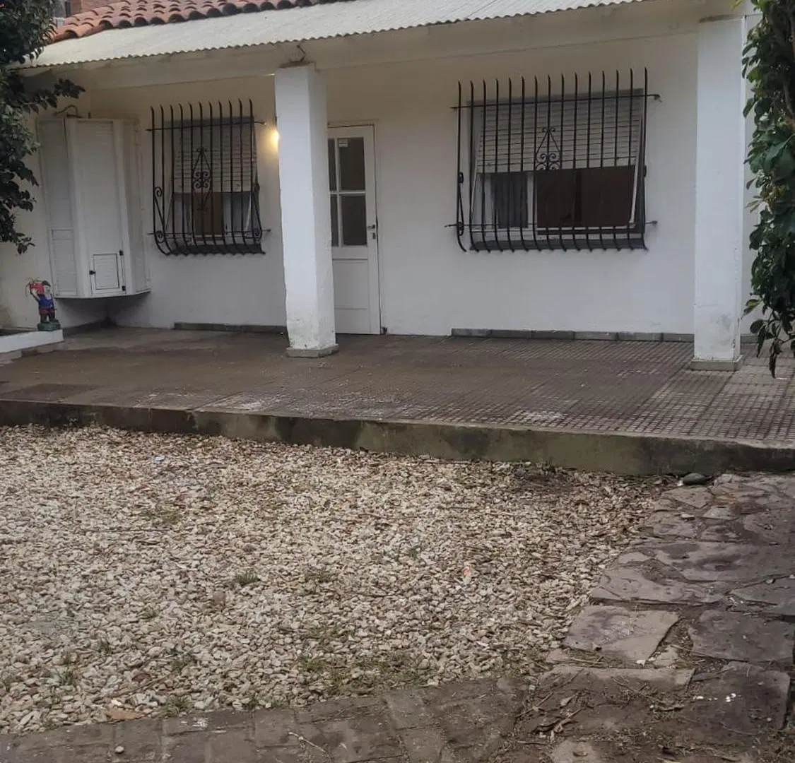 VENTA CASA 3 AMBIENTES BERNAL - QUILMES 5