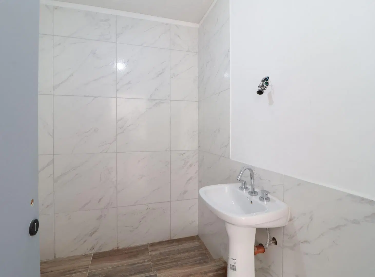 VENTA DEPARTAMENTO DIVISIBLE A ESTRENAR C COCHERA 3