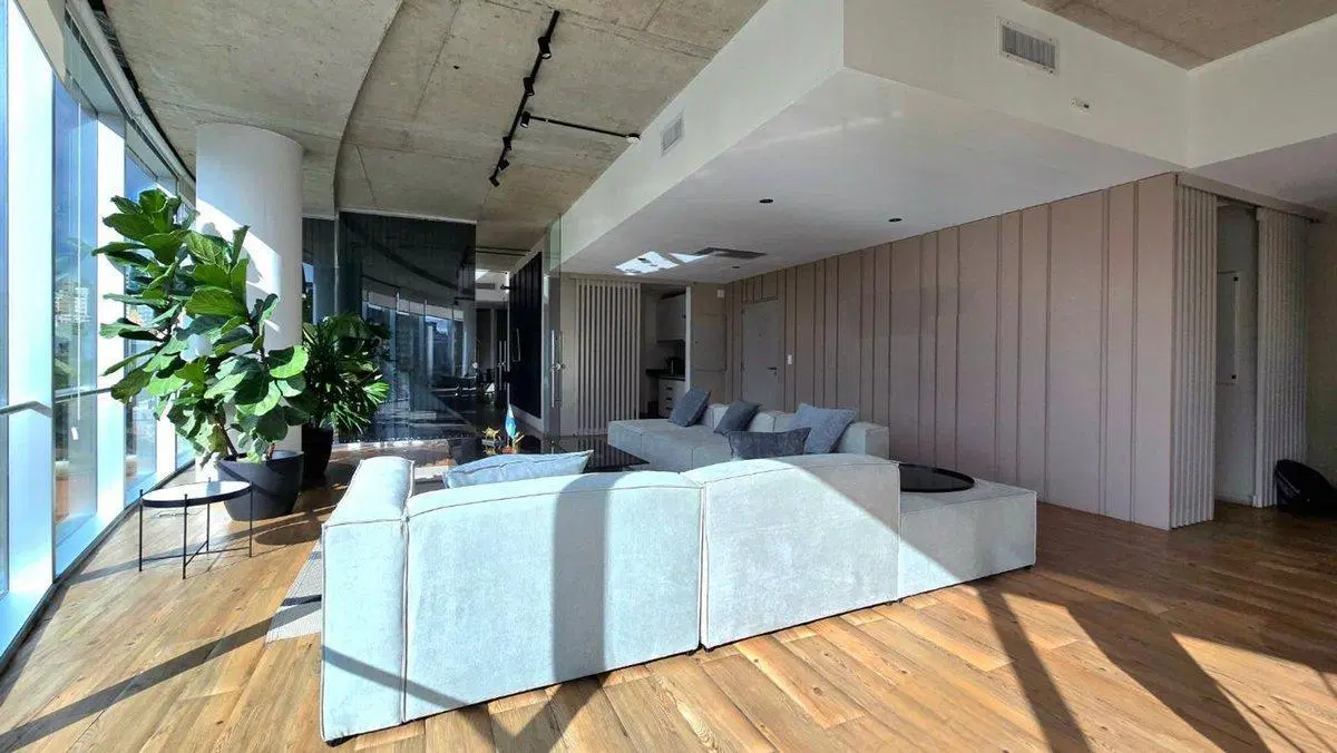 OFICINA CLASE A EN VENTA EDIFICIO LA RURAL PALERMO 5