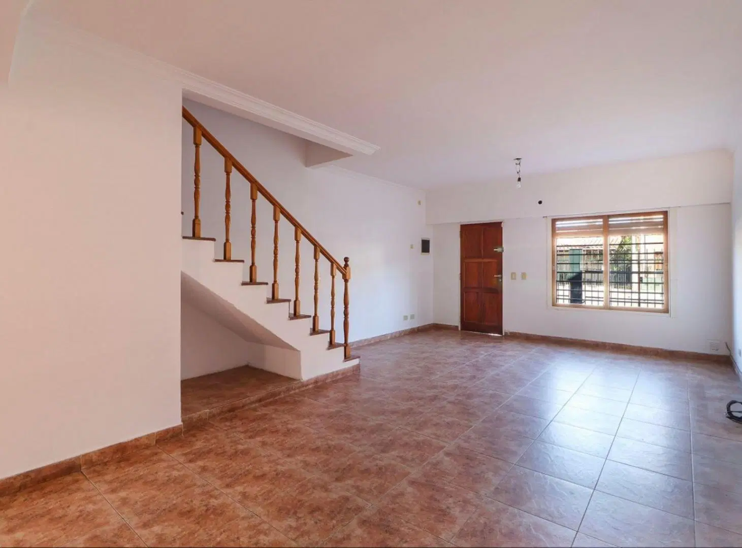 VENTA PH 4AMB C/COCHERA - VILLA ADELINA 8